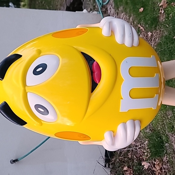 Yellow M & M guy - Picture 2 of 8